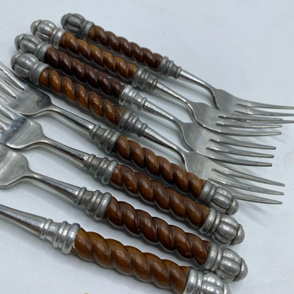 Reed and Barton Bannister Appetizer Forks Set Of 8 Brown Swirl Handle - Picture 5 of 5